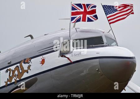 Douglas C-53 Skytrooper "Der Geist des Benovia" am Daks über der Normandie Airshow Duxford das 75-jährige Jubiläum von D zum Gedenken an den Tag Stockfoto