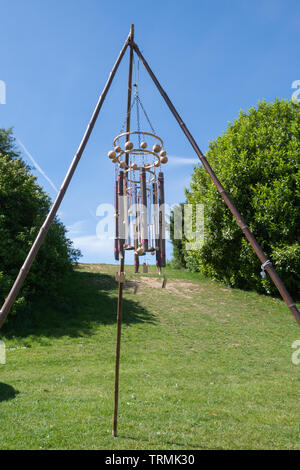 Aeolian Musical Instruments, durch die der Wind spielte, auf der Basingstoke Kite Festival in Hampshire, Großbritannien Stockfoto