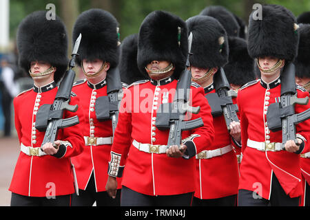 London, UK, 8. Juni 2019. Allgemeine Ansicht während der Trooping geburtstag Parade der Farbe Queen in London Stockfoto