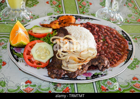 Casado, die traditionelle Costa Rica Mahlzeit Stockfoto
