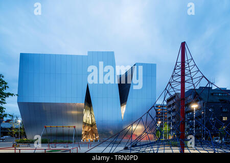 Asien, Japan, Tokio, Sumida Hokusai Ukiyo-e Museum, entworfen von Kazuyo Sejima Stockfoto