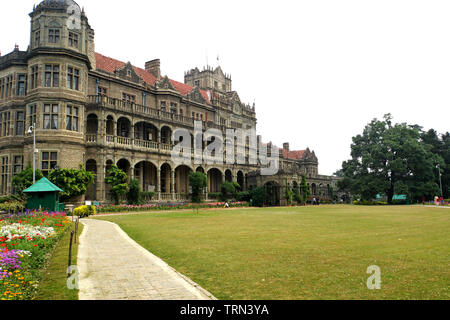 Seitenansicht von Shimla Viceregal Lodge Stockfoto