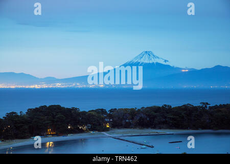 Asien, Japan, Honshu, Präfektur Shizuoka, Izu Hanto, Heda, Mt Fuji (3776 m) Stockfoto