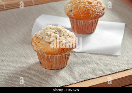 Köstliche hausgemachte Muffins in Spanien geschrieben Stockfoto