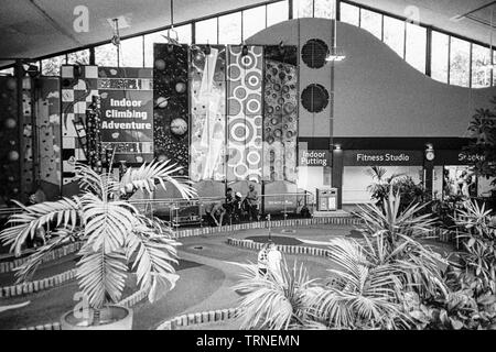 Sports Plaza, Center Parcs Longleat, Wiltshire, England, Vereinigtes Königreich. Stockfoto