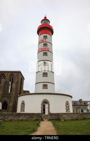 Leuchtturm am Pointe Saint-Mathieu, Plougonvelin, Bretagne, Frankreich, Europa. Foto V.D. Stockfoto