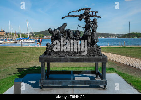 Tjuvholmen Sculpture Park, Blick auf die Weißen Snow Cake (2011) von Paul McCarthy in der tjuvholmen Skulpturenpark in der Stadt Strand von Oslo, Norwegen. Stockfoto