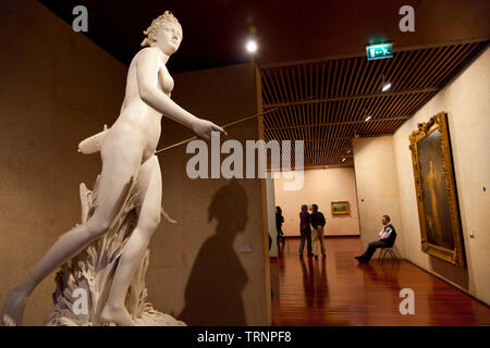 Estatua de Diana de Jean-Antoine Houdon (1780). Arte Europeo. Museo Gulbenkian, Plaza de España, Ciudad de Lisboa, Portugal, Península Ibérica, Europa Stockfoto