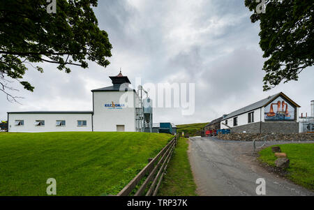 Anzeigen von kilchoman Bauernhof Brennerei auf der Insel Islay im Inneren Hebriden von Schottland, Großbritannien Stockfoto