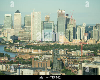 Blick vom Sky Garden in Richtung Canary Wharf, London, England Stockfoto