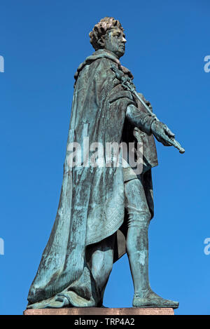 Die Statue von König George IV in George Street, Edinburgh wurde zum Gedenken an den Besuch von George IV nach Schottland in 1822 errichtet. Stockfoto