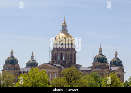 Die Iowa State Capitol, auch genannt die Iowa Statehouse, Iowa ist in der Hauptstadt Des Moines. Es ist das einzige 5-gewölbte State Capitol im Land Stockfoto