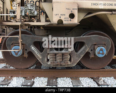 Drehgestell Räder/Beförderung von einer Eisenbahn Korn-trichter Auto close up Stockfoto