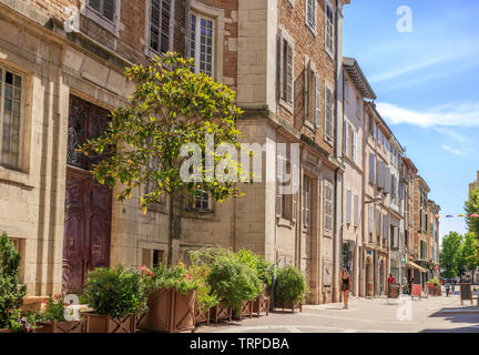 Frankreich, Saone-et-Loire, Innenstadt, Fußgängerzone, der Rue Carnot // Frankreich, Saône-et-Loire (71), Mâcon, Centre-ville, rue piéton, Rue Carnot Stockfoto