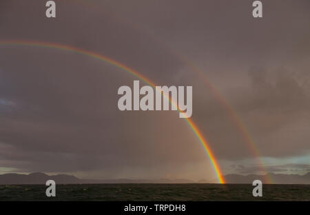 Arco Iris en False Bay, Sudáfrica, África Stockfoto