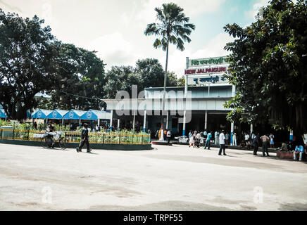 New Jalpaiguri Junction Railway, 1. Mai 2018 - NJP-Station in einem Tag. Einstieg in Nepal, Sikkim, Bhutan, Bangladesch und 7 Schwester Staaten Assam, Arunach Stockfoto