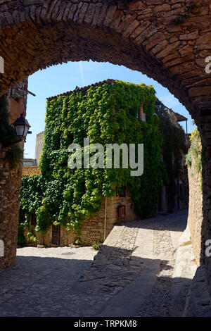 Dorf Peratallada in der Region Costa Brava in Katalonien Stockfoto