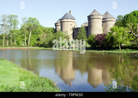 Lassay Les Chateaux Schloss Stockfoto