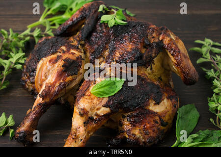 Zitrone Oregano Gegrilltes Huhn Stockfoto