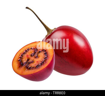 Tamarillo isoliert auf weißem Hintergrund Stockfoto