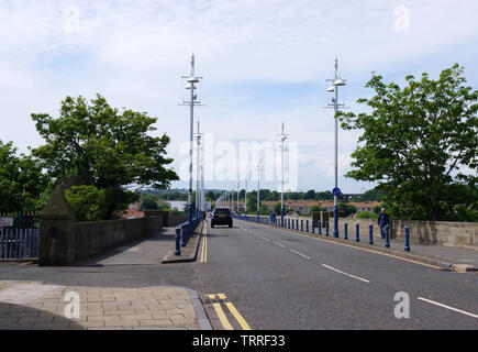 Nach unten schauen. Der Royal Tweed Bridge in Berwick-upon-Tweed, in Northumberland Stockfoto