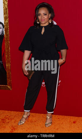 New York, NY - 10. Juni 2019: Luna Lauren Velez besucht die Welle Premiere auf AMC Lincoln Square Theater Stockfoto