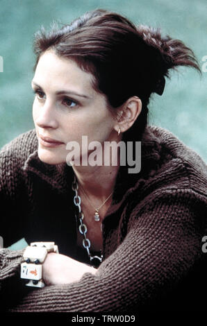 JULIA ROBERTS in AMERIKAS SCHATZE (2001). Copyright: Nur die redaktionelle Nutzung. Kein Merchandising oder Buch deckt. Dies ist eine öffentlich verteilten Handzettel. Zugriffsrechte nur, keine Lizenz des Urheberrechts zur Verfügung gestellt. Nur in Verbindung mit Werbung für diesen Film. Credit: REVOLUTION STUDIOS/GORDON, MELINDA SUE/Album Stockfoto