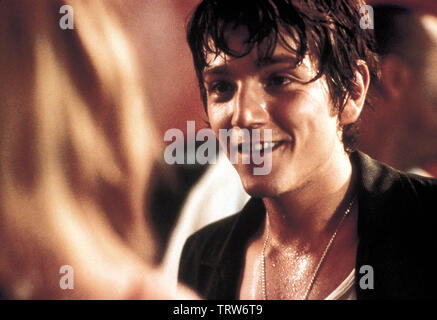 DIEGO LUNA in DIRTY DANCING: HAVAN NÄCHTE (2004) - Originaltitel: DIRTY DANCING: HAVANA NIGHTS -. Copyright: Nur die redaktionelle Nutzung. Kein Merchandising oder Buch deckt. Dies ist eine öffentlich verteilten Handzettel. Zugriffsrechte nur, keine Lizenz des Urheberrechts zur Verfügung gestellt. Nur in Verbindung mit Werbung für diesen Film. Quelle: LIONS GATE FILMS/WETCHER, Barry/Album Stockfoto