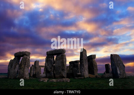 Stonehenge,alt,Attraktion,Amesbury,Kreis,Kalender,Stein,Denkmal,archaelogisch,Ort,Archäologie,Großbritannien,Britisch,Wiltshire,A303,Straße,Projekt, Stockfoto