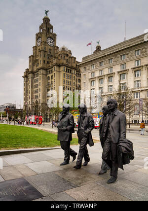 Die Beatles Statuen, in der Nähe der Liver Building, Liverpool (1) Stockfoto