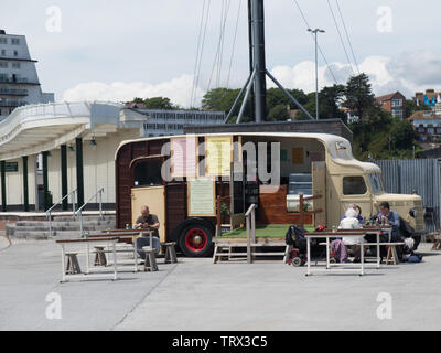 Seebad Folkestone Stockfoto