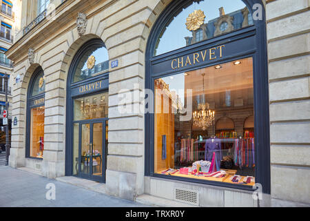 PARIS, Frankreich, 21. JULI 2017: Charvet fashion Luxury Stores in Paris, Frankreich. Stockfoto