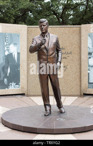 Das John F. Kennedy Tribut Statue in Fort Worth, Texas, USA Stockfoto