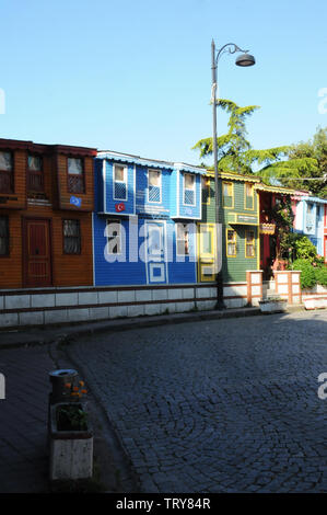 Traditionelle osmanische Häuser, Sultanahmet, Istanbul, Türkei. Stockfoto