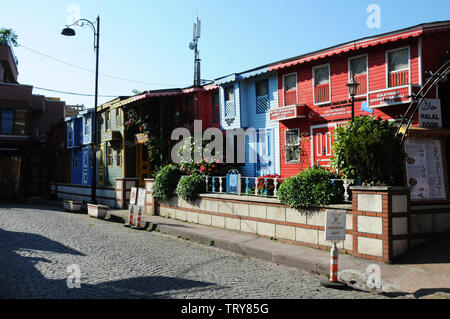 Traditionelle osmanische Häuser, Sultanahmet, Istanbul, Türkei. Stockfoto