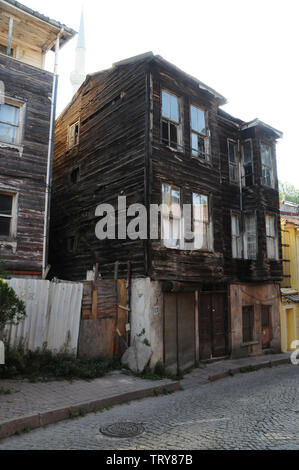 Traditionelle osmanische Häuser, Sultanahmet, Istanbul, Türkei. Stockfoto