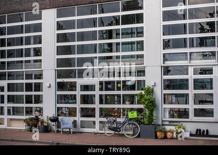 Amsterdam Osten Ijburg neu Bezirk im Osten von Amsterdam. Moderne Architektur, Hausboote, Apartments und Loft Häuser wurden gebaut. Stockfoto