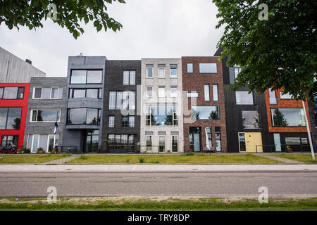 Amsterdam Osten Ijburg neu Bezirk im Osten von Amsterdam. Moderne Architektur, Hausboote, Apartments und Loft Häuser wurden gebaut. Stockfoto