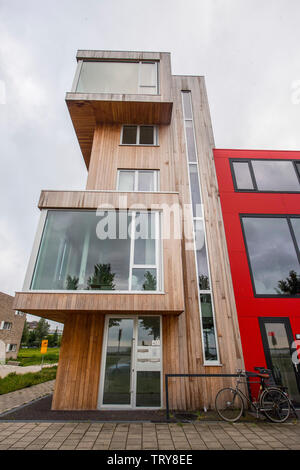 Amsterdam Osten Ijburg neu Bezirk im Osten von Amsterdam. Moderne Architektur, Hausboote, Apartments und Loft Häuser wurden gebaut. Stockfoto