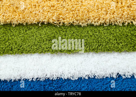 Viele Teppiche in verschiedenen Farben close-up Stockfoto