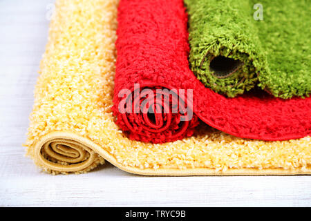 Viele Teppiche in verschiedenen Farben close-up Stockfoto