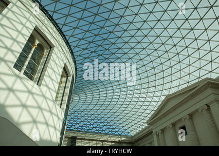 Der Innenraum des British Museum in London. Stockfoto