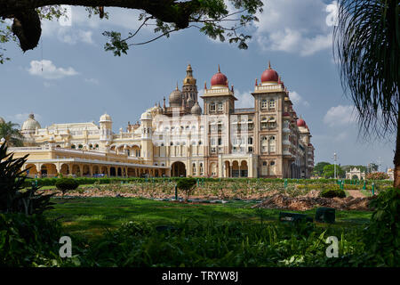 Außenansicht von Mysore Palast oder ambavilas Palace, Mysore, Hassan, Karnataka, Indien Stockfoto