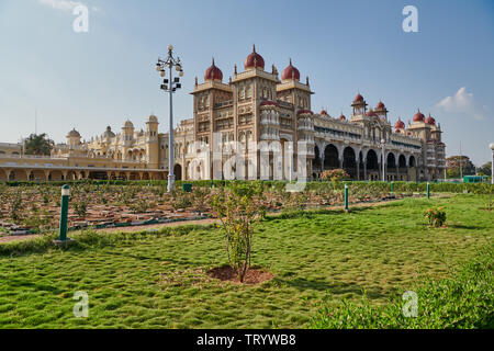 Außenansicht von Mysore Palast oder ambavilas Palace, Mysore, Hassan, Karnataka, Indien Stockfoto