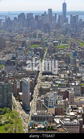 Flatiron District, Nachbarschaft im New Yorker Stadtteil Manhattan, nachdem Flatiron Building an der 23. Street, Broadway und Fifth Avenue genannt Stockfoto