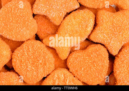 Ein Haufen von Huhn und Fisch Nuggets closeup Stockfoto