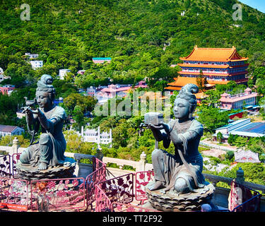 Deva Statuen Geschenke zum Tian Tan Buddha, Lantau Island, Hong Kong Stockfoto