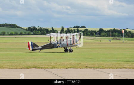 Airco/De Havilland DH-9 (E-2426) über, Duxford, Cambridgeshire, England, UK. Stockfoto