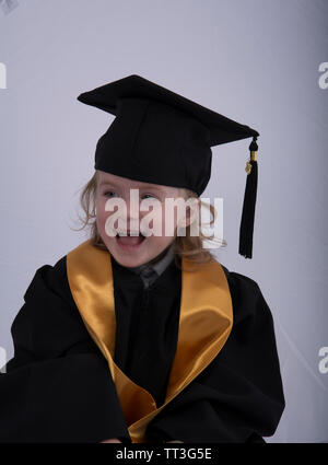 Folkestone Folkestone College Graduation, der für Ende 2017 - 2018 Akademisches Jahr Stockfoto