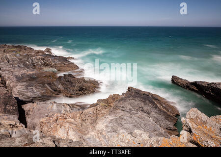 Der Fischer Route an der Costa Vicentina, im Südwesten von Portugal, ist durch seine Felsformationen und kristallklaren Strände geprägt. Stockfoto